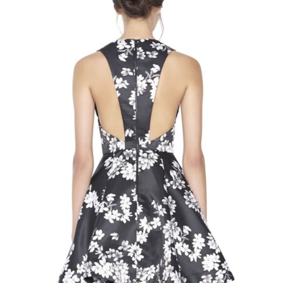 Alice and Olivia Size 6  Tanner Floral Print Layered  Fit &Flare Cocktail Dresss - Picture 8 of 8